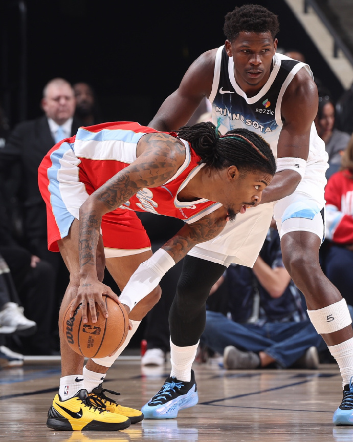 pg电子官网入口-刚刚！风云突变孟菲斯灰熊今夜临场应变穆雷在加拿大队比赛中高光表现，犹他爵士关键时刻临场应变 